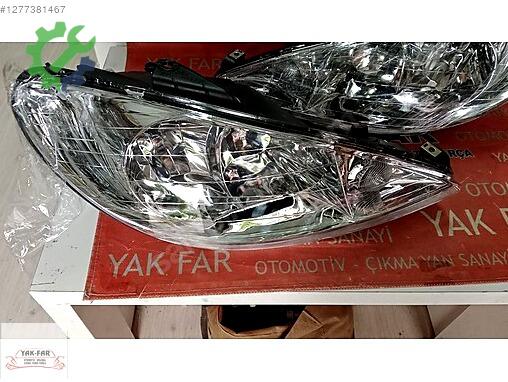Peugeot 206 Sağ Ön Far çıkma parça