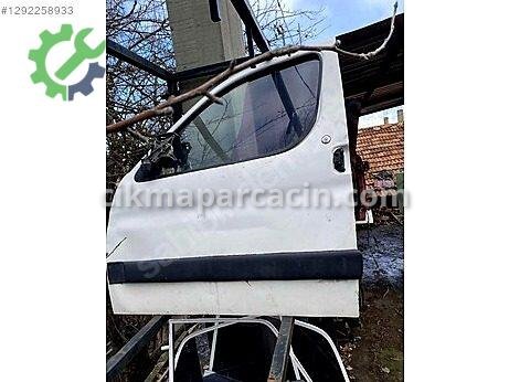 Peugeot Partner Ön Kapı çıkma parça