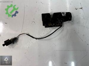 QUDİ Q7 MOTOR KAPUT KİLİDİ ÇIKMA ORJ