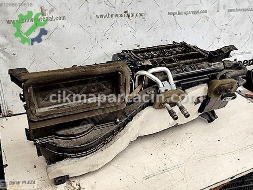 Land Rover Range Rover Kalorifer Kutusu AH22-18C424-ED çıkma parça