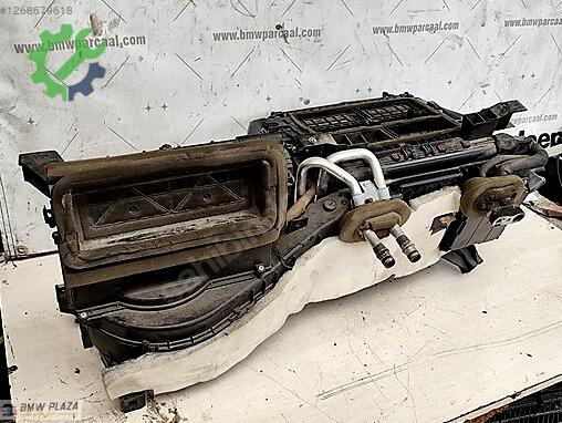 Land Rover Range Rover Kalorifer Kutusu AH22-18C424-ED çıkma parça