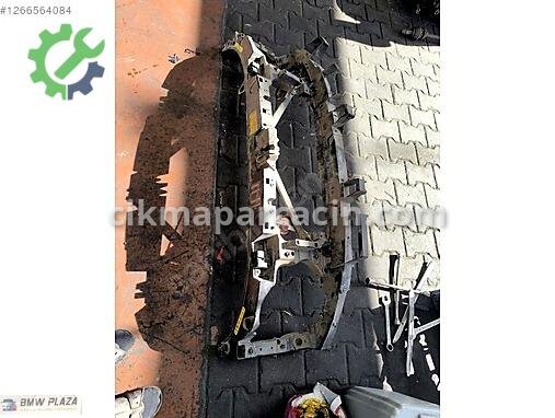 Land Rover Range Rover Ön Panel çıkma parça