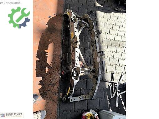 Land Rover Range Rover Ön Panel çıkma parça