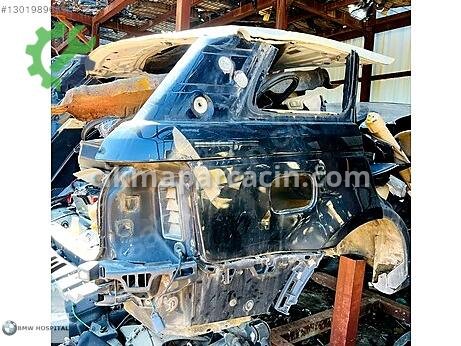 Land Rover Range Rover Sağ Arka Çamurluk çıkma parça