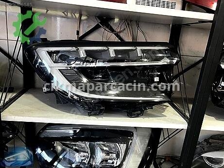 Renault Austral Sağ Ön Far çıkma parça