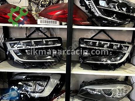 Renault Austral Sağ Ön Far çıkma parça
