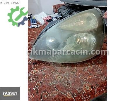 Renault Clio Far çıkma parça