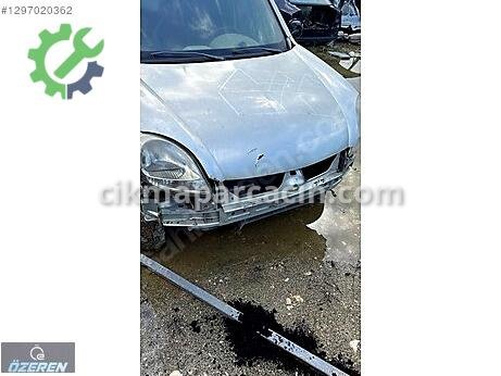 Renault Kangoo Kaput çıkma parça