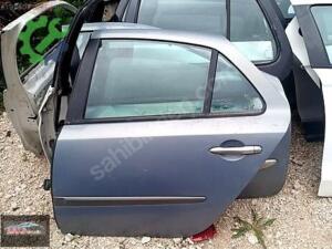 RENAULT LAGUNA ORJİNAL ÇIKMA SAĞ ARKA KAPI