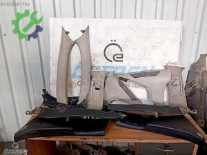 RENAULT MEGANE 2 İÇ PLASTIK TRİMLERI ÖZEREN YEDEK PARÇA
