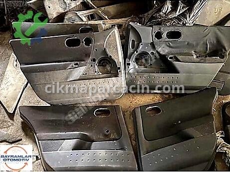 Renault Megane Kapı Döşemesi çıkma parça