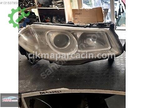 Renault Megane Sağ Ön Far çıkma parça