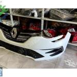 RENAULT MEGANE 4 MAKYAJLI KASA ÖN TAMPON ORJİNAL 05070721813