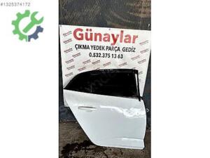 Renault Megane Orijinal Çıkma Kapı (2. Adet)