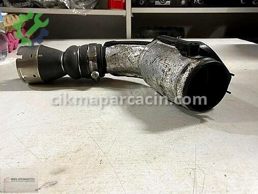 Renault Megane Intercooler Borusu 985527967733 çıkma parça