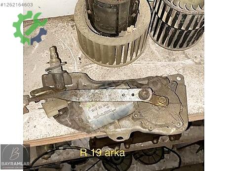 Renault 19 Arka Silecek Motoru çıkma parça