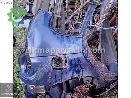 Renault Scenic Sağ Arka Çamurluk çıkma parça