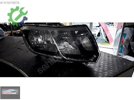 Renault Symbol Sağ Ön Far çıkma parça