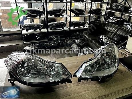 Renault Symbol Sağ Ön Far çıkma parça
