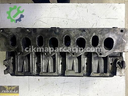 Renault Trafic Silindir Kapak çıkma parça