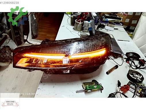 Renault Clio Sol Ön Far çıkma parça