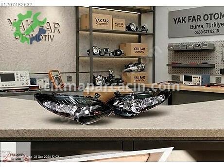 Renault Megane Sağ Ön Far çıkma parça