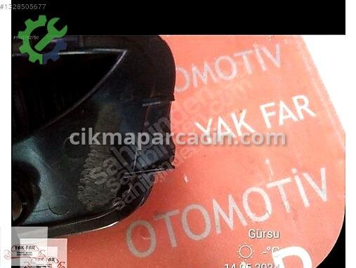 Renault Megane Sinyal çıkma parça