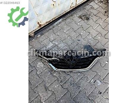Renault Captur Ön Panjur çıkma parça