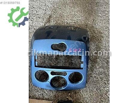 Renault Clio Torpido çıkma parça