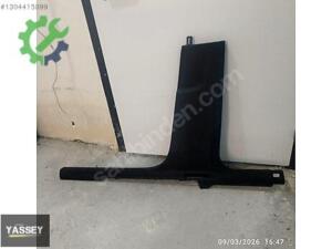 Çıkma Seat Ateca Tampon Braketi
