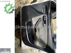 SEAT İBİZA MK3 SAĞ ÖN KAPI DÖŞEMESİ
