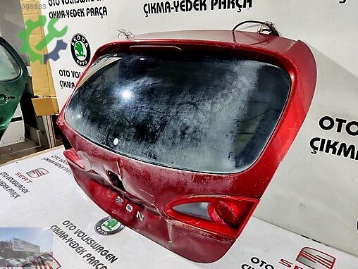 Seat Leon Bagaj Kapağı çıkma parça