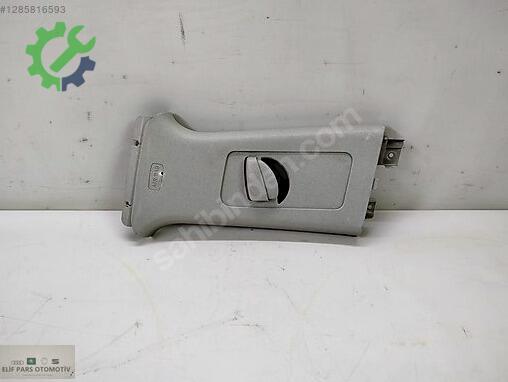 Seat Leon Bakalit 1P0867243 çıkma parça