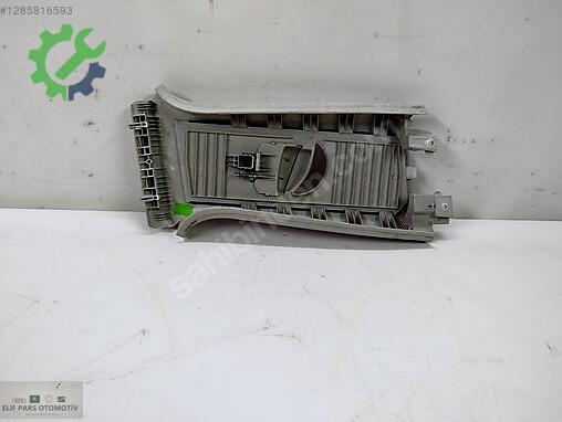 Seat Leon Bakalit 1P0867243 çıkma parça