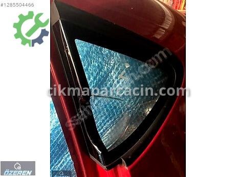 Seat Leon Sağ Arka Kelebek Camı çıkma parça