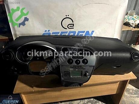 Seat Leon Torpido çıkma parça
