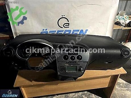 Seat Leon Torpido çıkma parça