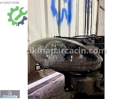 Seat Leon Sağ Ön Far çıkma parça