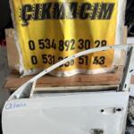 SKODA OCTAVİA SOL ÖN KAPI