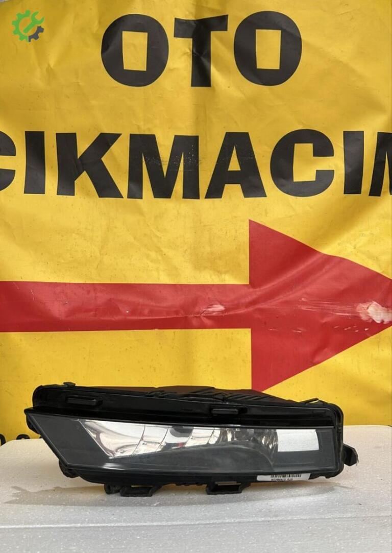 Skoda Octavia Sis Farı çıkma parça