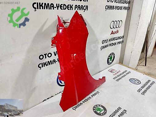 Skoda Fabia Sağ Ön Çamurluk çıkma parça