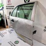 SKODA FABİA SAĞ ARKA KAPI ÇIKMA