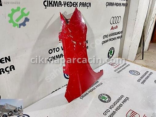 Skoda Fabia Sağ Ön Çamurluk çıkma parça