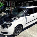 SKODA FABİA SOL ÖN ÇAMURLUK ÇIKMA ORJ BEYAZ