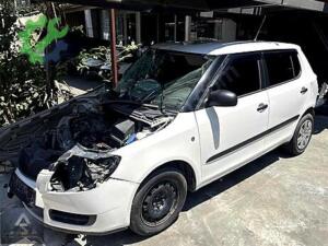 SKODA FABİA SOL ÖN ÇAMURLUK ÇIKMA ORJ BEYAZ