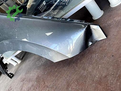 Skoda Kamiq Sağ Çamurluk çıkma parça