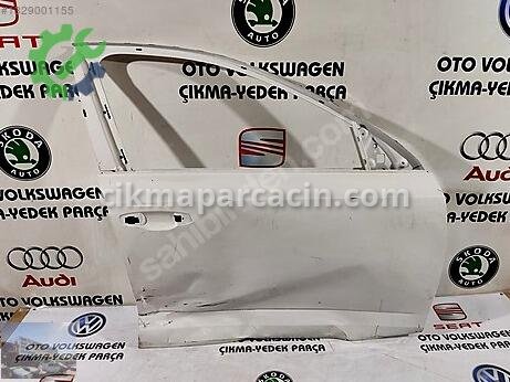 Skoda Octavia Sağ Ön Kapı çıkma parça