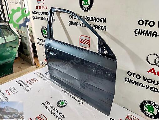 Skoda Octavia Sağ Ön Kapı çıkma parça