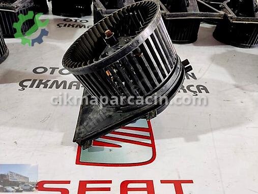Skoda Octavia Kalorifer Motoru çıkma parça