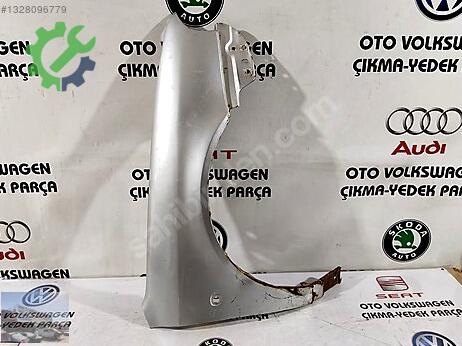 Skoda Octavia Sağ Ön Çamurluk çıkma parça